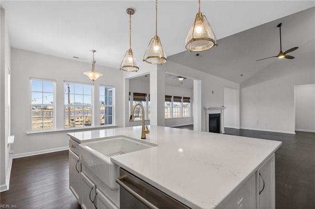 106 Gander DR, Moyock, NC 27958