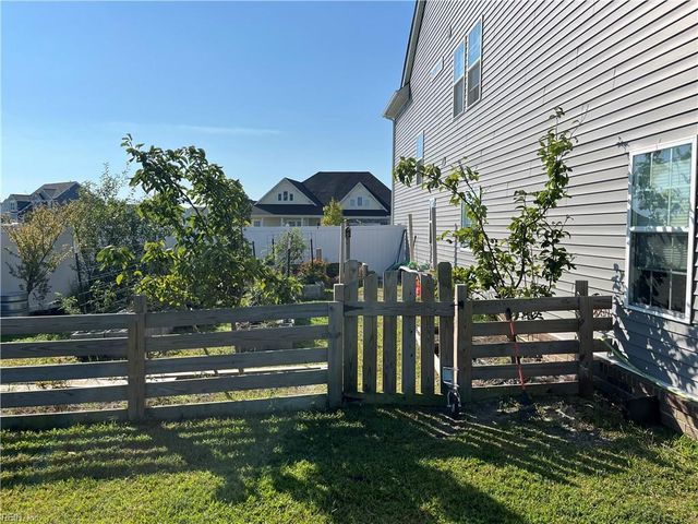 106 Gander DR, Moyock, NC 27958