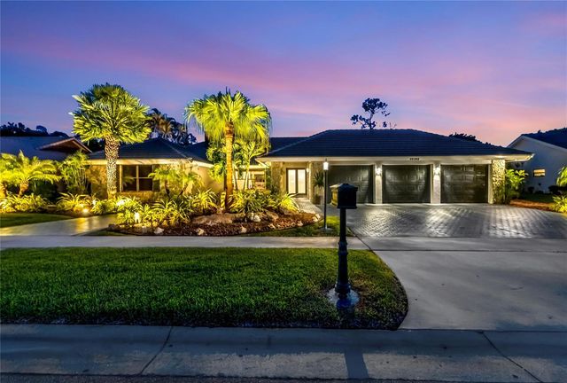 10182 Boca Woods Lane, Boca Raton, FL 33428