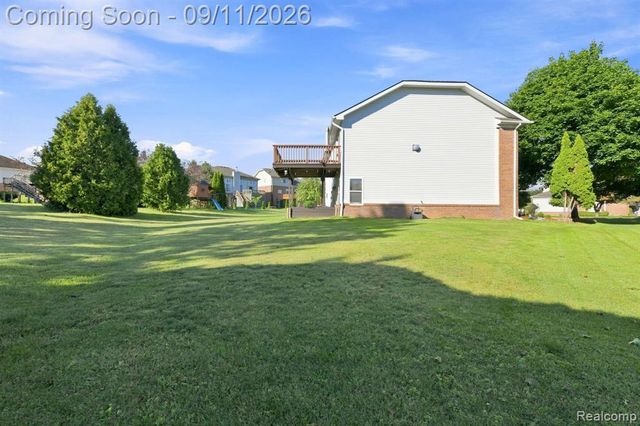 3201 Lynhurst Court, Rochester, MI 48306