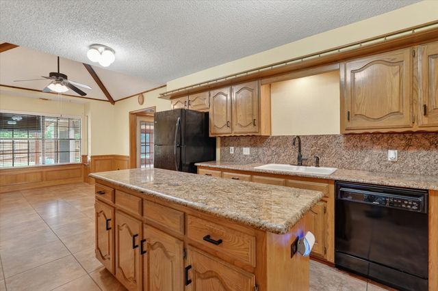 1714 Sparta Drive, Duncanville, TX 75137