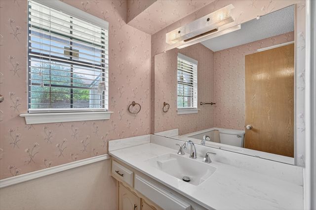 1714 Sparta Drive, Duncanville, TX 75137