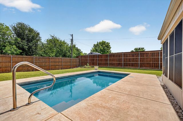 1714 Sparta Drive, Duncanville, TX 75137