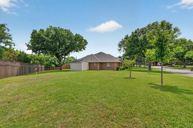 1714 Sparta Drive, Duncanville, TX 75137