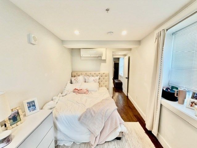 366 Hanover 2, Boston, MA 02113
