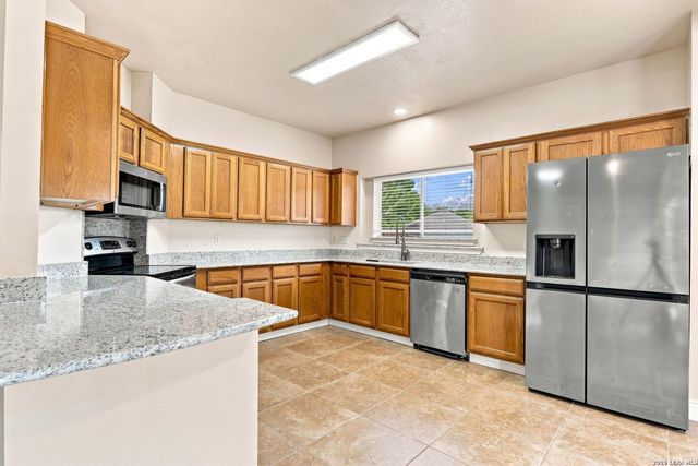 3803 COVE MEADOW DR, San Antonio, TX 78247
