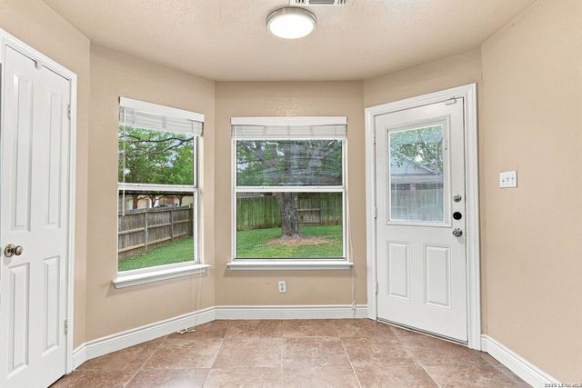 3803 COVE MEADOW DR, San Antonio, TX 78247