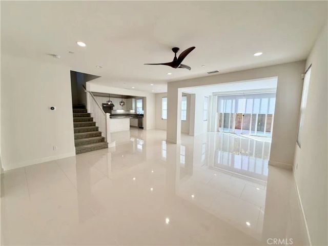 110 Briar Rose, Irvine, CA 92618