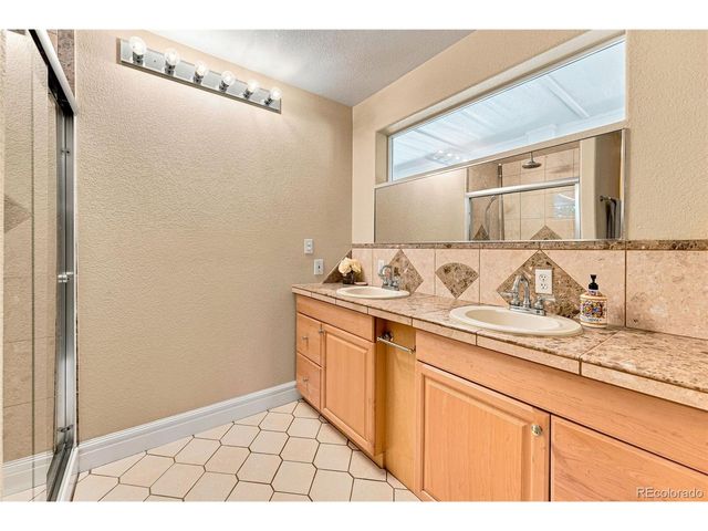 9381 W 67th Pl, Arvada, CO 80004