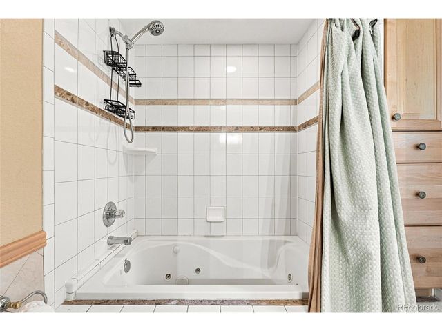 9381 W 67th Pl, Arvada, CO 80004