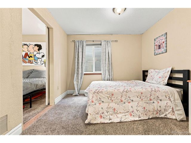 9381 W 67th Pl, Arvada, CO 80004