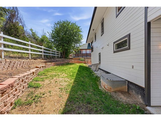 9381 W 67th Pl, Arvada, CO 80004