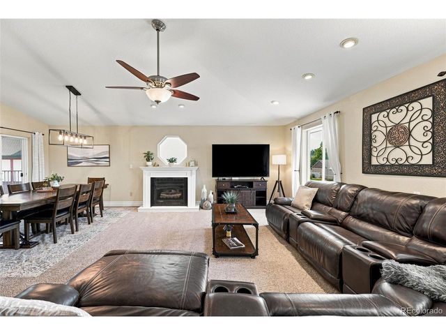 9381 W 67th Pl, Arvada, CO 80004