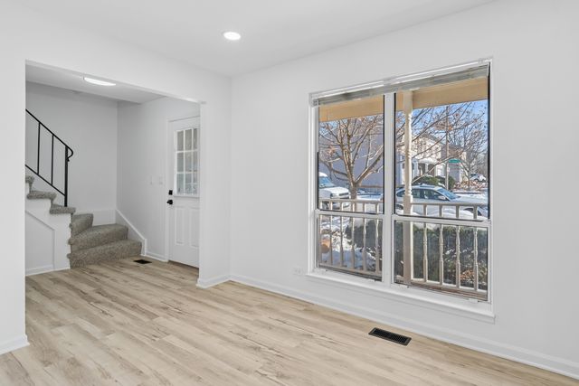 3S184 Birchwood Drive, Warrenville, IL 60555