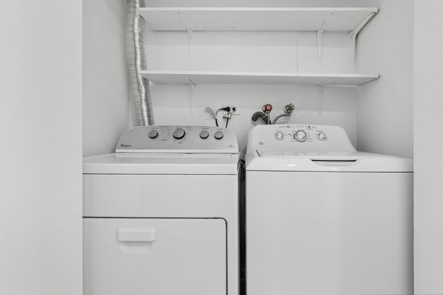 3S184 Birchwood Drive, Warrenville, IL 60555