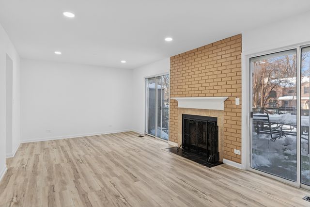 3S184 Birchwood Drive, Warrenville, IL 60555