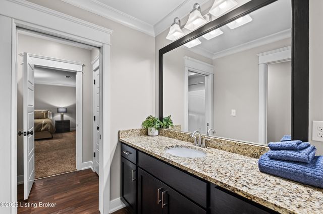 8900 Featherbell Blvd, Prospect, KY 40059