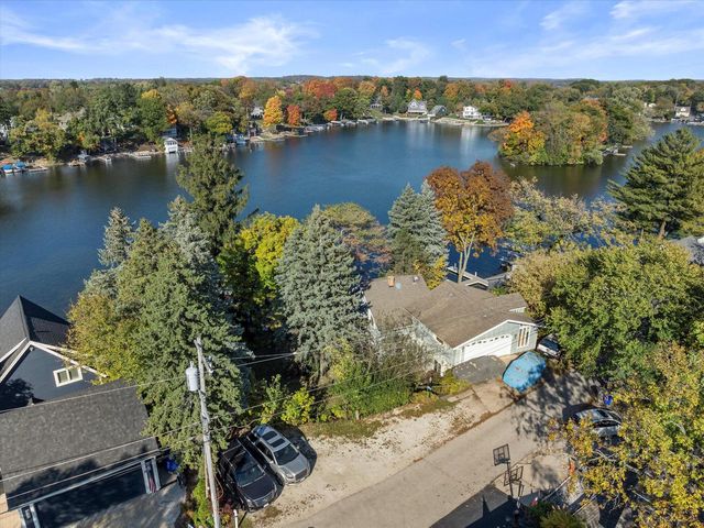 N53W34956 Road B, Okauchee, WI 53069