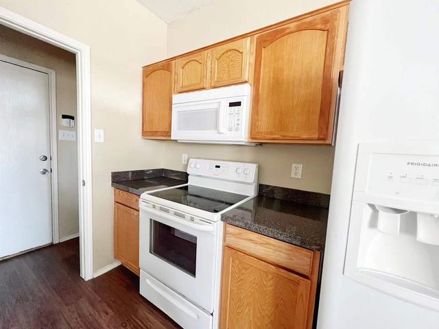 10416 Phantom Hill Road, Fort Worth, TX 76140