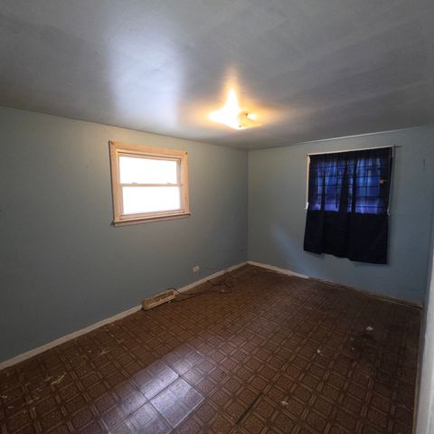 1649 W 163rd Street, Markham, IL 60428