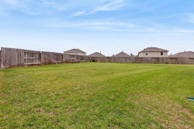 5204 Andorra Bend Lane, Porter, TX 77365