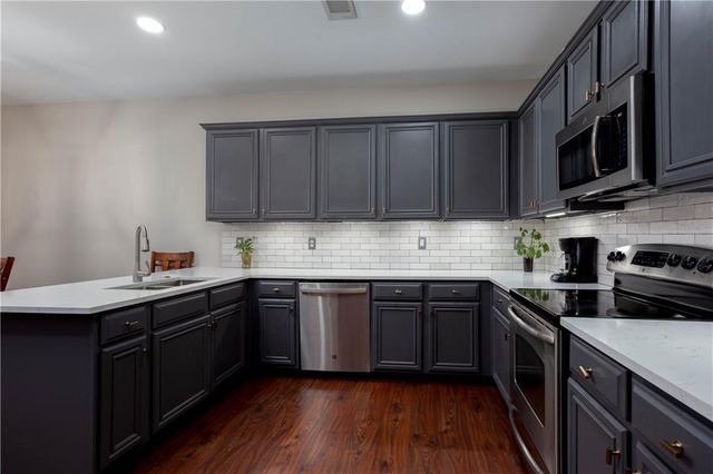 1545 Reel Lake Drive, Atlanta, GA 30331