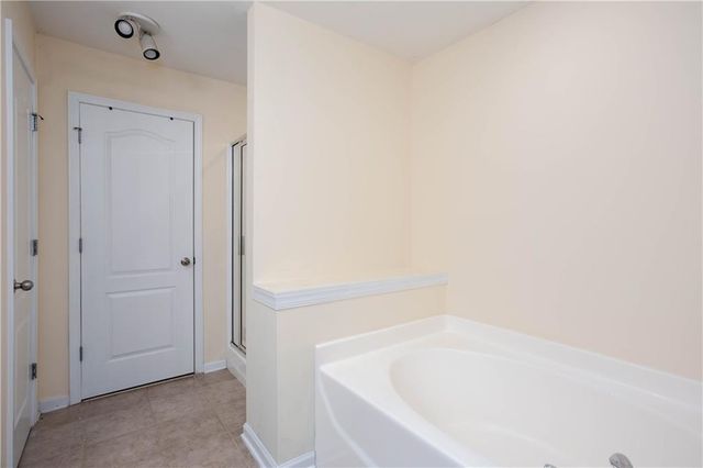 1545 Reel Lake Drive, Atlanta, GA 30331