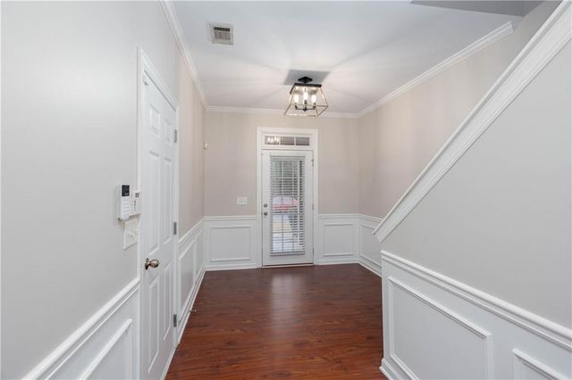 1545 Reel Lake Drive, Atlanta, GA 30331