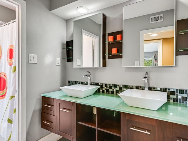 2207 Cypress PT E, Austin, TX 78746