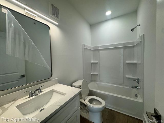 31811 Gabby Court, Chesterfield, MI 48047