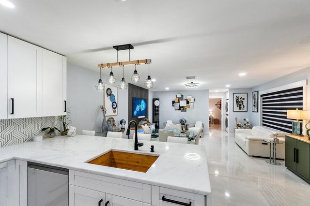 109 Bent Arrow Drive C, Jupiter, FL 33458