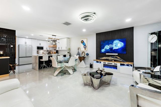 109 Bent Arrow Drive C, Jupiter, FL 33458