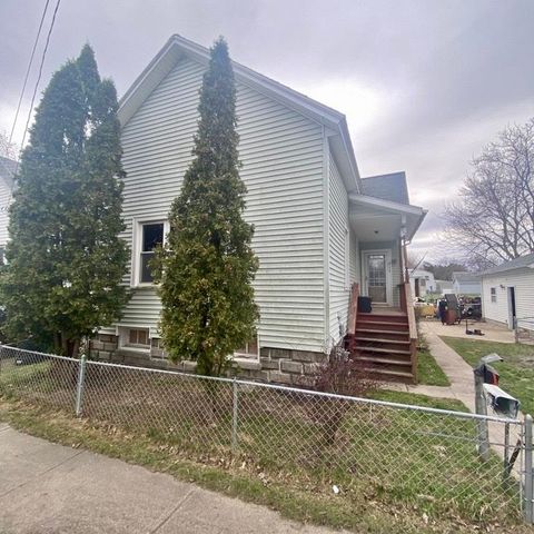 217 Tenth Street, Manistee Twp, MI 49660
