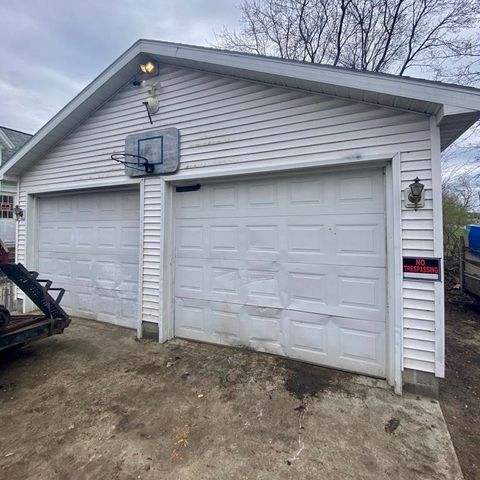 217 Tenth Street, Manistee Twp, MI 49660