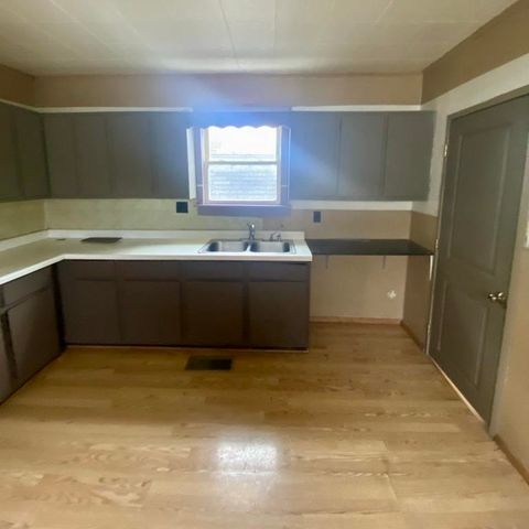 217 Tenth Street, Manistee Twp, MI 49660