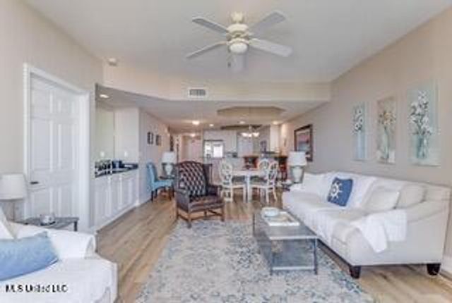 2668 Beach Boulevard, 305, Biloxi, MS 39531