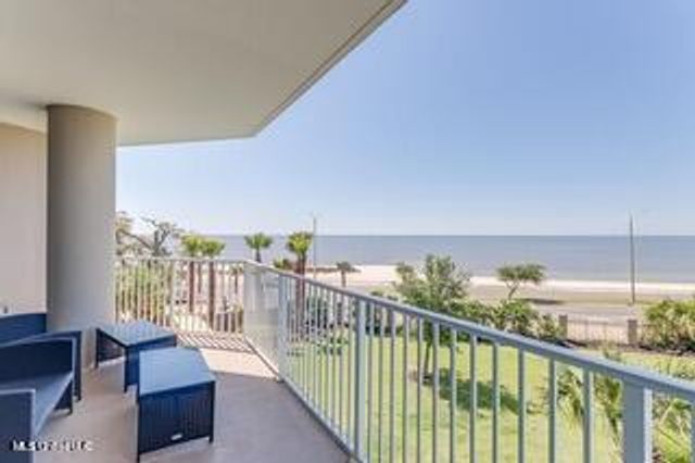 2668 Beach Boulevard, 305, Biloxi, MS 39531