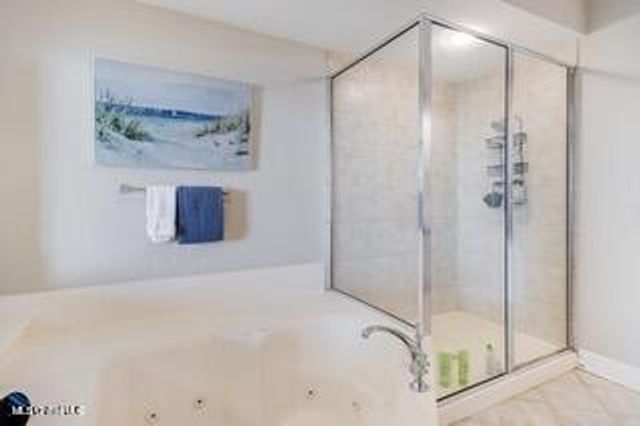 2668 Beach Boulevard, 305, Biloxi, MS 39531