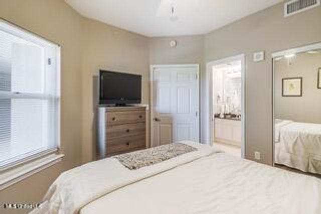 2668 Beach Boulevard, 305, Biloxi, MS 39531