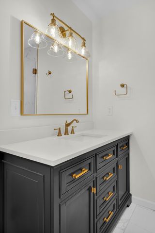204 Hickory Trl, White House, TN 37188