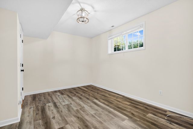 204 Hickory Trl, White House, TN 37188