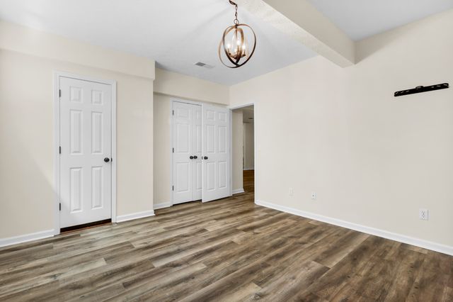 204 Hickory Trl, White House, TN 37188