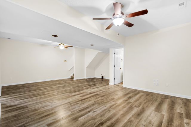 204 Hickory Trl, White House, TN 37188