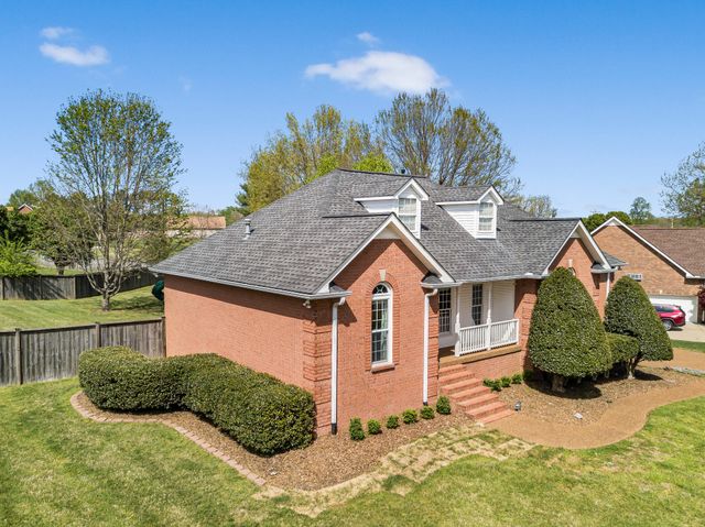 204 Hickory Trl, White House, TN 37188