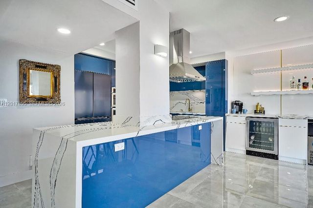 11111 Biscayne Blvd 7E, Miami, FL 33181