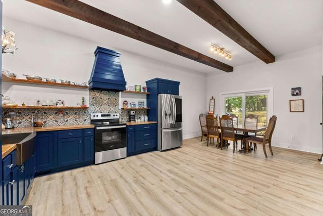 7611 Beachwood Drive, Murrayville, GA 30564