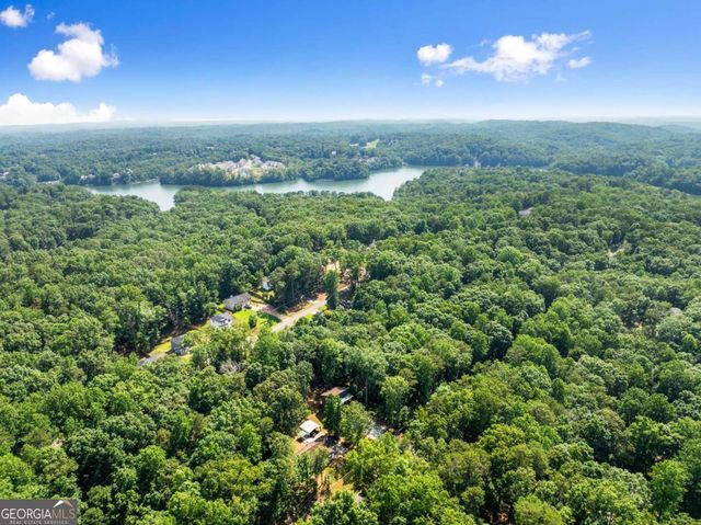 7611 Beachwood Drive, Murrayville, GA 30564
