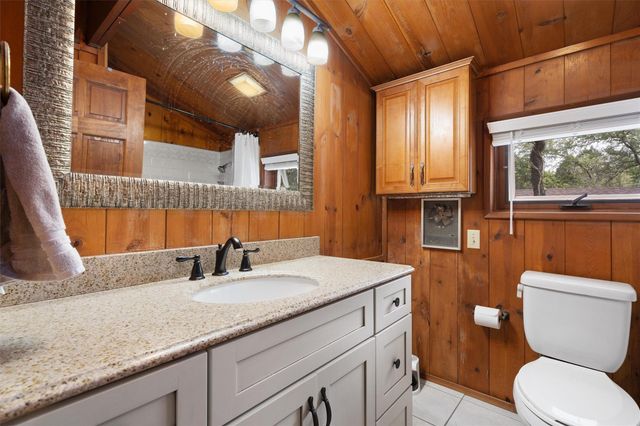 9905 Woodlake CV, Austin, TX 78733