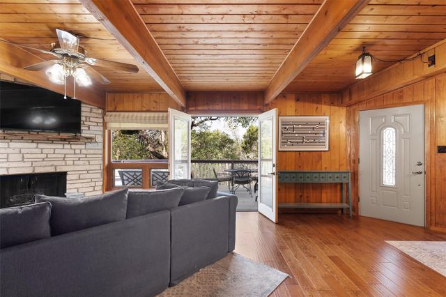 9905 Woodlake CV, Austin, TX 78733