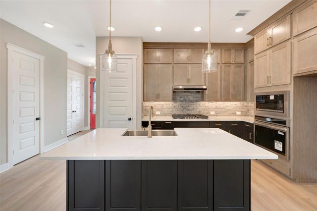 11350 Bellville Drive, Montgomery, TX 77316